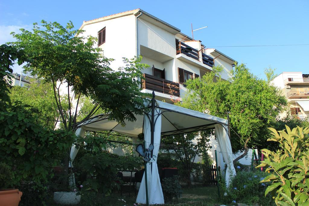 Apartments Petrada Omiš Kültér fotó