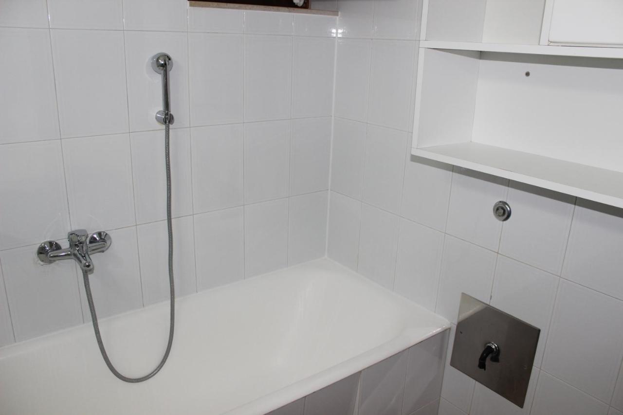 Apartments Petrada Omiš Szoba fotó